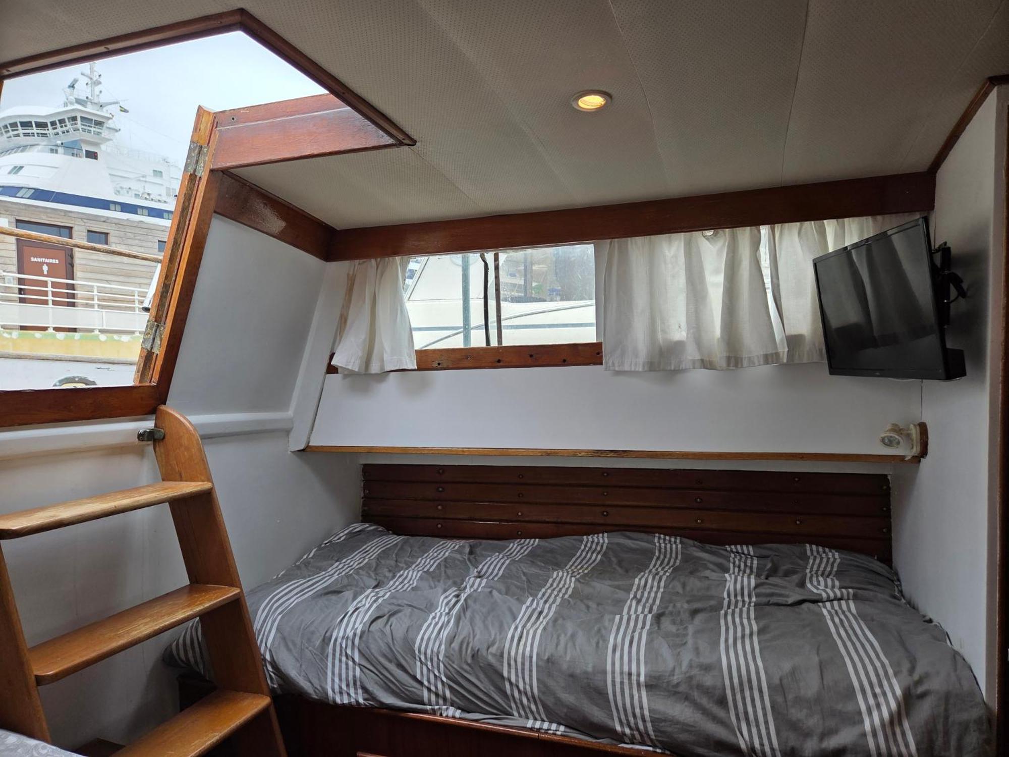 Bateau De Legende Bateau-hôtel *